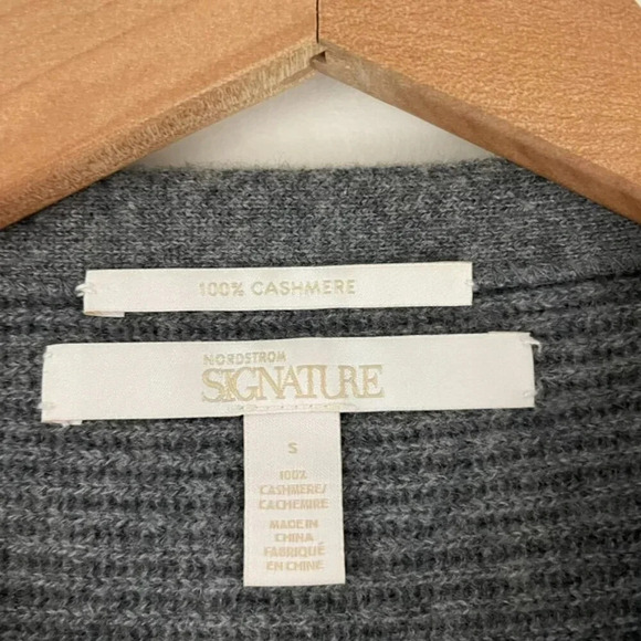 Nordstrom Signature Grey Cashmere Asymmetrical Sweater Size Small - Picture 3 of 6